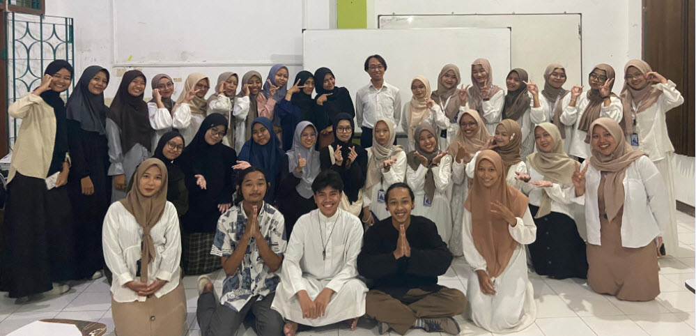 NGOPSI (Ngobrol Psikologi Asik); Ngabuburit ala Mahasiswa Psikologi Islam UIN Raden Mas Said Surakarta
